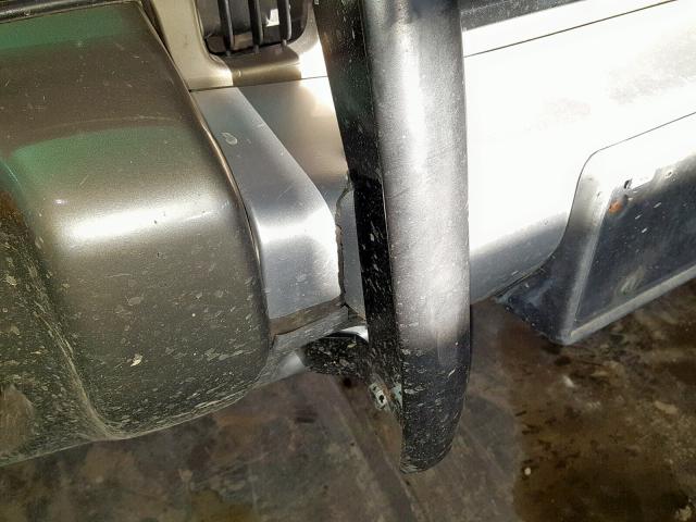 1J4GL38K03W661438 - 2003 JEEP LIBERTY RE GREEN photo 9