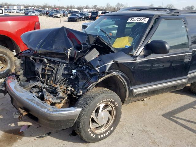 1GNDT13W112216824 - 2001 CHEVROLET BLAZER BLACK photo 9