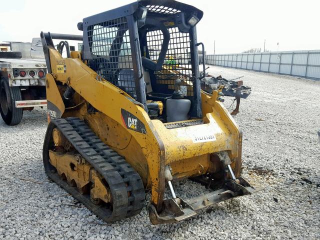 CAT0259BLYYZ02650 - 2012 CATERPILLAR SKID STEER YELLOW photo 1