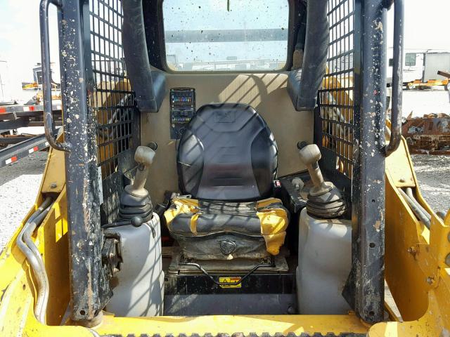 CAT0259BLYYZ02650 - 2012 CATERPILLAR SKID STEER YELLOW photo 5