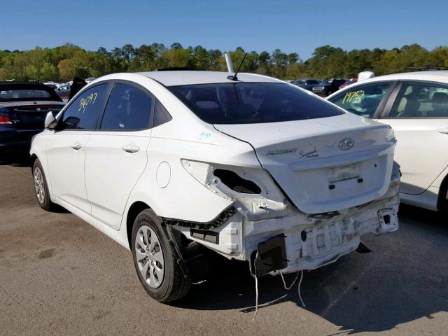 KMHCT4AE1GU115520 - 2016 HYUNDAI ACCENT SE WHITE photo 3