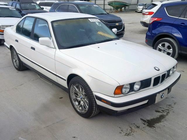 WBAHD6310NBJ74125 - 1992 BMW 525 I AUTO WHITE photo 1