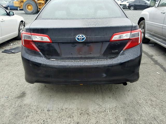 4T1BD1FK4EU139068 - 2014 TOYOTA CAMRY HYBR BLACK photo 9