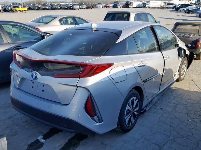 JTDKARFP2J3092615 - 2018 TOYOTA PRIUS PRIM 银色 照片 4