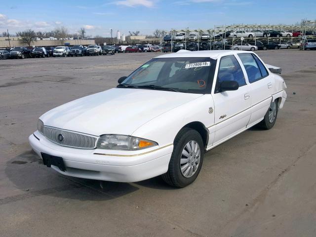 1G4NJ52M8TC428428 - 1996 BUICK SKYLARK GR WHITE photo 2