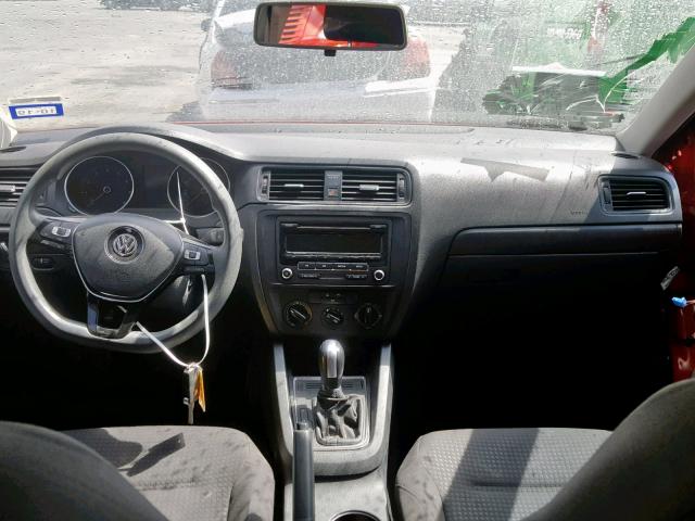 3VW2K7AJ2FM226949 - 2015 VOLKSWAGEN JETTA BASE 红色 照片 9