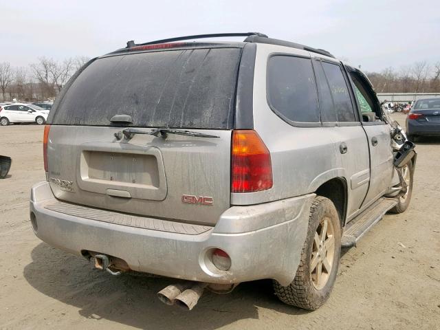 1GKDT13S052154302 - 2005 GMC ENVOY SILVER photo 4