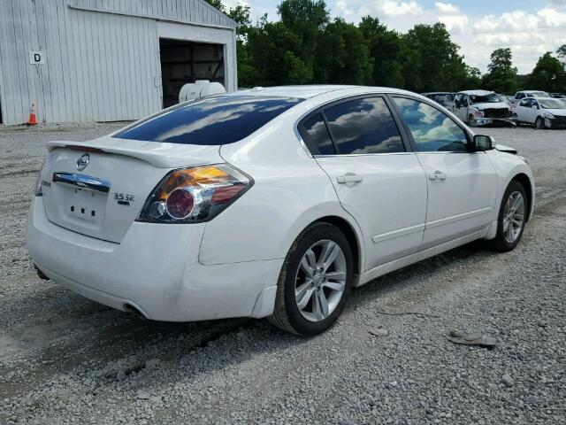 1N4BL2AP4AN490685 - 2010 NISSAN ALTIMA SR WHITE photo 4