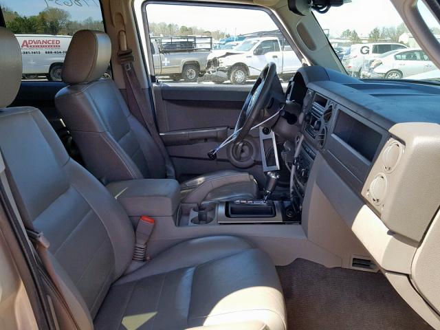 1J8HG48K37C553304 - 2007 JEEP COMMANDER TAN photo 5