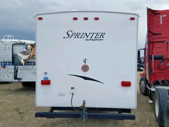 4YDT30022C1530391 - 2012 KEYSTONE TRAILER WHITE photo 5