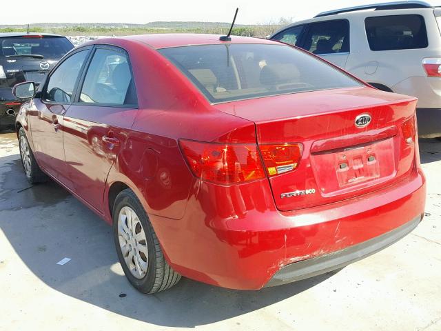 KNAFU4A20D5727747 - 2013 KIA FORTE EX RED photo 3