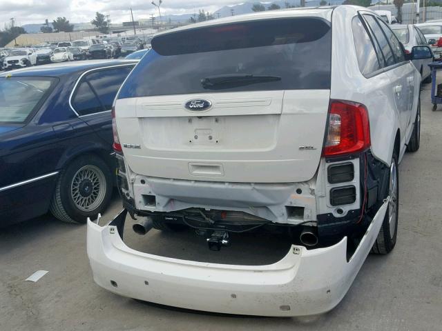 2FMDK3JC8DBC06821 - 2013 FORD EDGE SEL WHITE photo 4