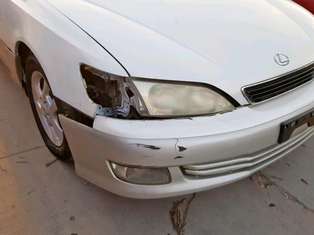 JT8BF28G6Y0268775 - 2000 LEXUS ES 300 WHITE photo 9