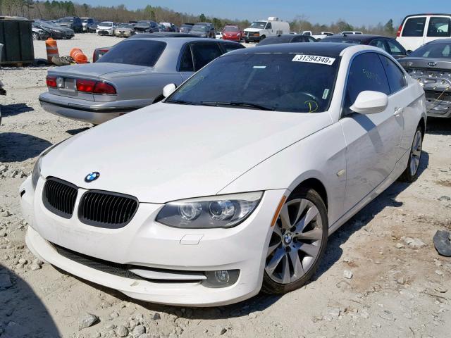 WBAKE5C51CE755712 - 2012 BMW 328 I SULE WHITE photo 2