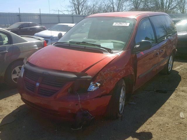 1D4GP45RX6B748036 - 2006 DODGE CARAVAN SX RED photo 2