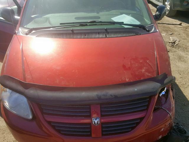 1D4GP45RX6B748036 - 2006 DODGE CARAVAN SX RED photo 7