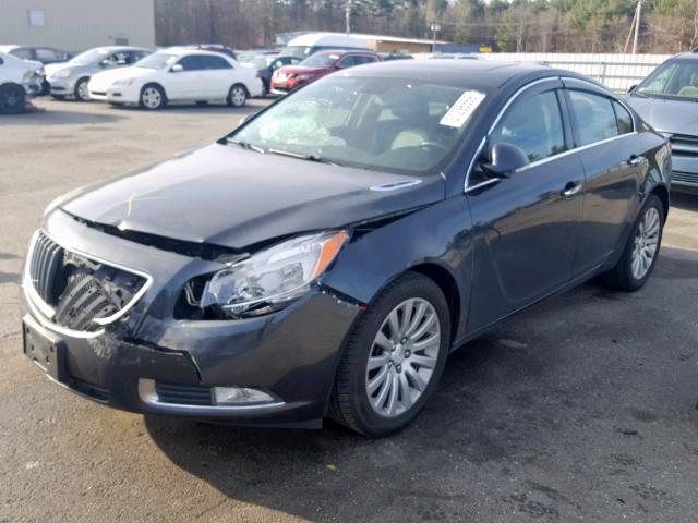 2G4GS5EVXD9175468 - 2013 BUICK REGAL PREM GRAY photo 2