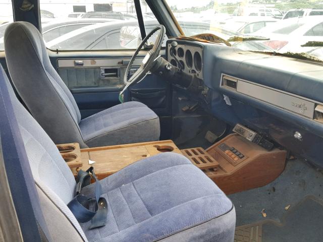 1GCHC33W1FS114078 - 1985 CHEVROLET C30 TWO TONE photo 5