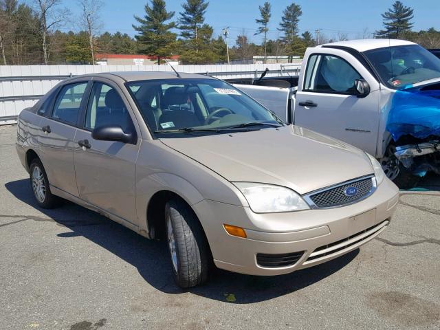 1FAFP34N26W171521 - 2006 FORD FOCUS ZX4 GOLD photo 1