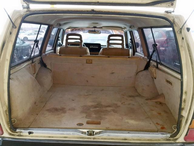 YV1AX8856K1833212 - 1989 VOLVO 245 DL BEIGE photo 10