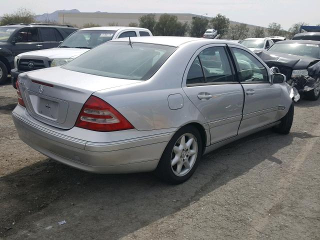 WDBRF61JX2E008322 - 2002 MERCEDES-BENZ C 240 SILVER photo 4