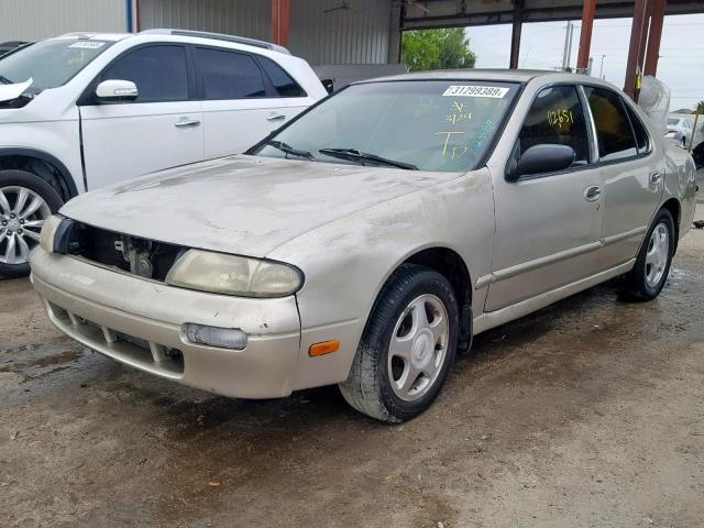 1N4BU31D5SC231158 - 1995 NISSAN ALTIMA XE BEIGE photo 2