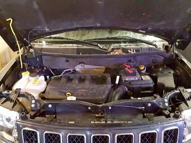 1C4NJDBB3GD556573 - 2016 JEEP COMPASS SP Графитовый фото 7