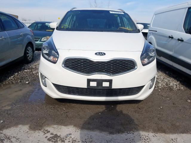 KNAHT8A35G7155210 - 2016 KIA RONDO  photo 9