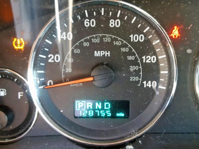 1J8HH48P47C505867 - 2007 JEEP COMMANDER SILVER photo 8