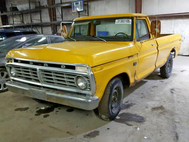 F25BLX28774 - 1975 FORD F 250 YELLOW photo 2