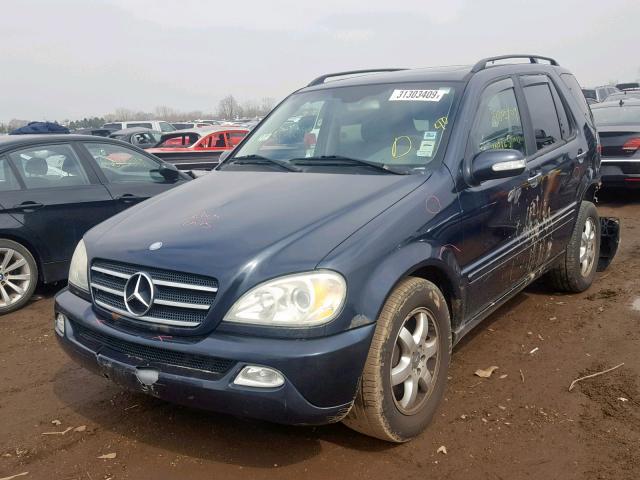 4JGAB75E02A335151 - 2002 MERCEDES-BENZ ML 500 BLACK photo 2