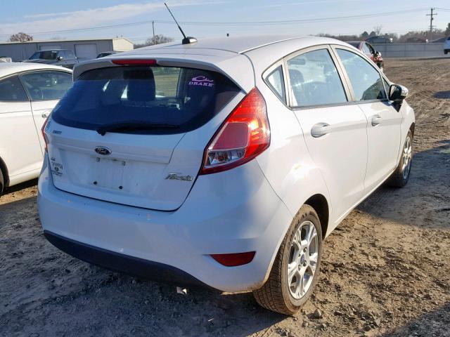 3FADP4EJ7FM214002 - 2015 FORD FIESTA SE WHITE photo 4