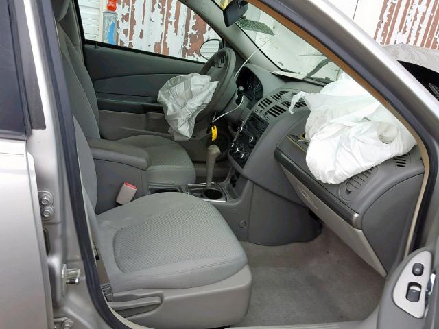 1G1ZS51F86F134478 - 2006 CHEVROLET MALIBU LS SILVER photo 5