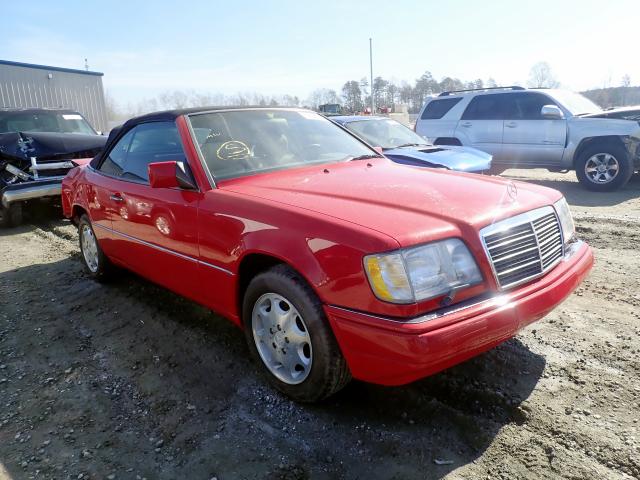 WDBEA66E6SC242879 - 1995 MERCEDES-BENZ E 320 RED photo 1