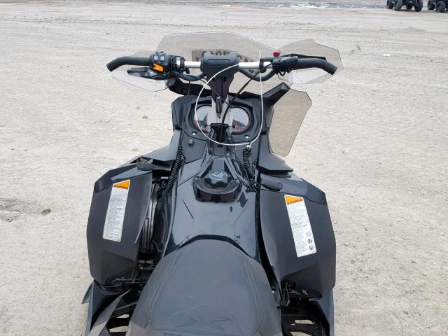 2BPSUMFH1FV000029 - 2015 SKI DOO SNOWBMOBIL BLACK photo 5