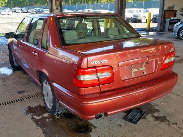 YV1LS5572W1489735 - 1998 VOLVO S70 RED photo 3