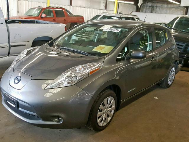 1N4BZ0CP4HC310529 - 2017 NISSAN LEAF S SILVER photo 2