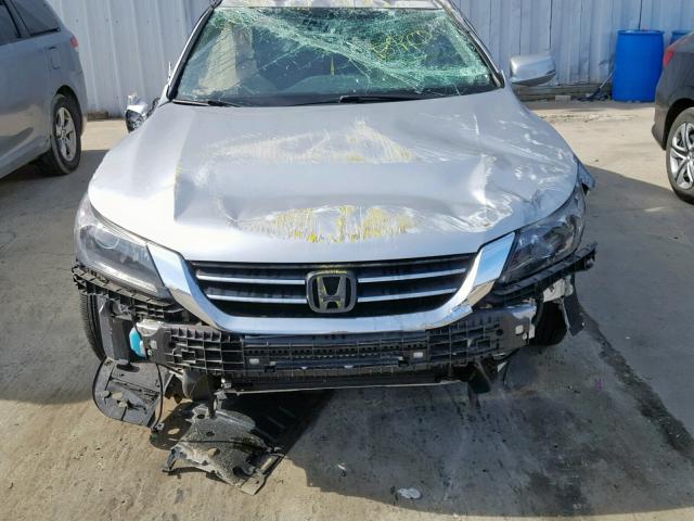 1HGCR2F87EA300519 - 2014 HONDA ACCORD EXL SILVER photo 9