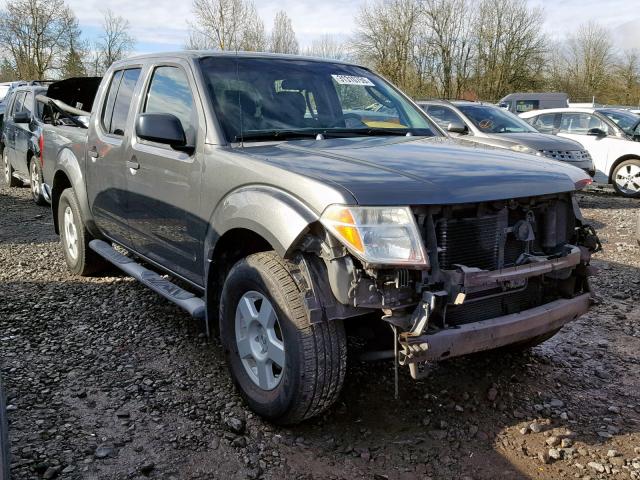 1N6AD07W85C466118 - 2005 NISSAN FRONTIER C GRAY photo 1