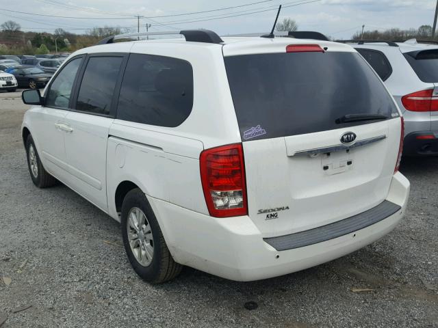 KNDMG4C79B6393820 - 2011 KIA SEDONA LX WHITE photo 3