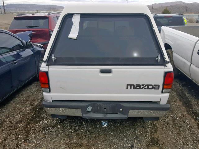 4F4CR17XXSTM12754 - 1995 MAZDA B4000 CAB WHITE photo 6