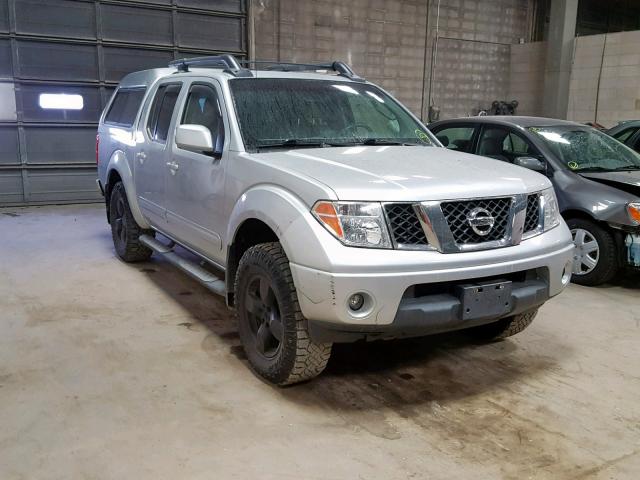 1N6AD07WX5C400461 - 2005 NISSAN FRONTIER C SILVER photo 1