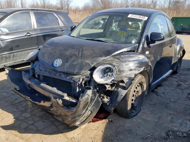 3VWCC21C9XM419381 - 1999 VOLKSWAGEN NEW BEETLE Qara foto 2