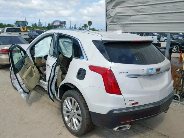 1GYKNDRS7KZ121686 - 2019 CADILLAC XT5 LUXURY WHITE photo 3