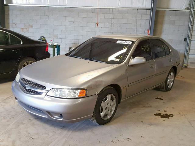 1N4DL01D21C241025 - 2001 NISSAN ALTIMA XE GRAY photo 2