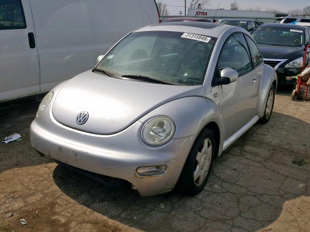 3VWCB21C51M444935 - 2001 VOLKSWAGEN NEW BEETLE Gümüş foto 2