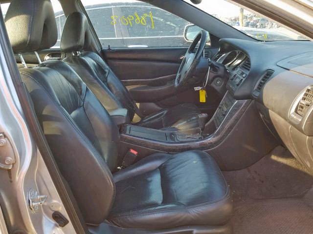 19UUA56833A002947 - 2003 ACURA 3.2TL TYPE SILVER photo 5