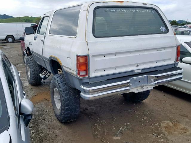 3B4GM17Z8NM510711 - 1992 DODGE RAMCHARGER WHITE photo 3