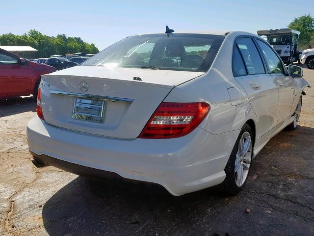 WDDGF4HB2CR216173 - 2012 MERCEDES-BENZ C 250 WHITE photo 4