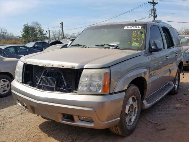 1GYEK63N62R161178 - 2002 CADILLAC ESCALADE L TAN photo 2